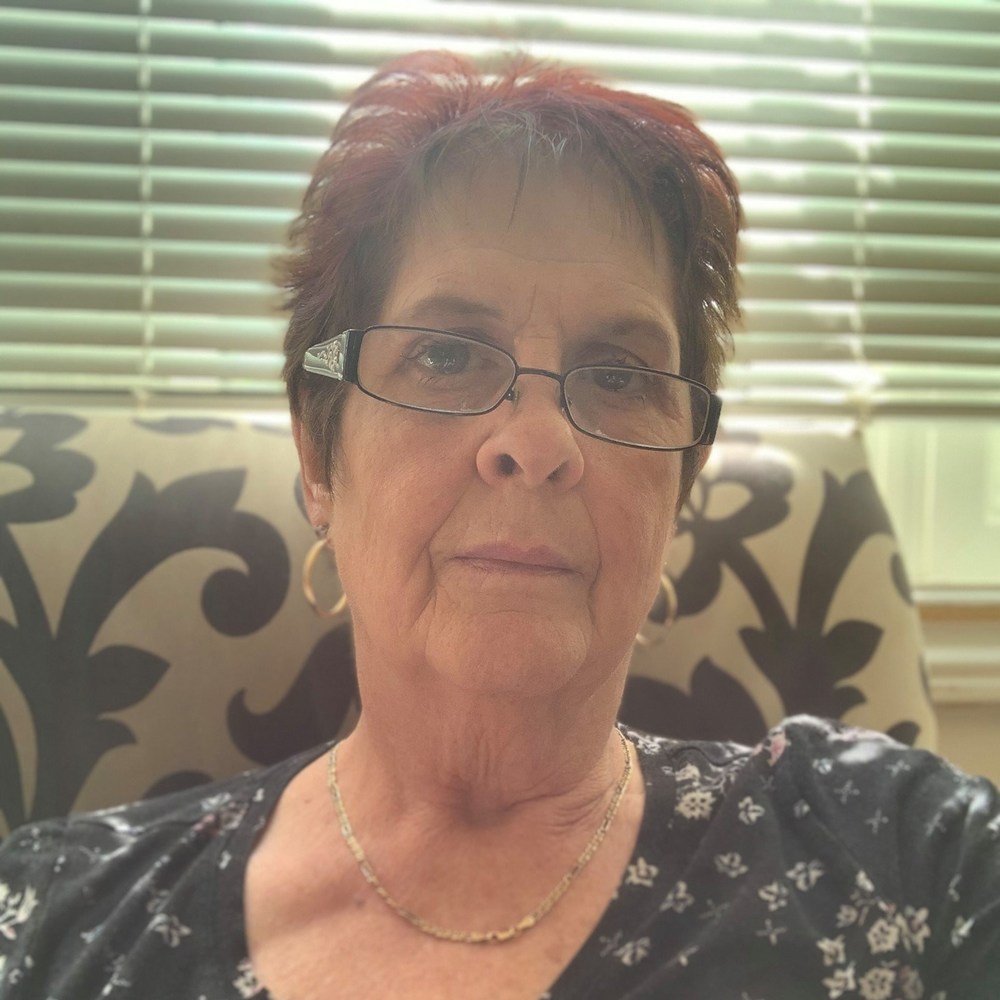 Meet your Posher, Linda